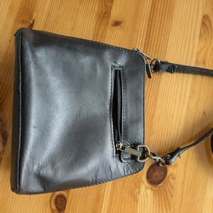 Elegant Black Leather Shoulder Bag